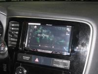 Фотография установки магнитолы Pioneer AVH-X8600BT в Mitsubishi Outlander III