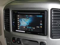 Фотография установки магнитолы Pioneer AVH-X1600DVD в Ford Escape