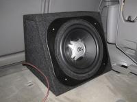 Установка сабвуфера JBL GT5-12 box в Toyota Land Cruiser 100