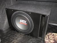 Установка сабвуфера MTX RT12-04 vented box в Skoda Octavia (A5)