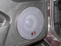 Установка акустики Audio System M 130 в Lada Niva