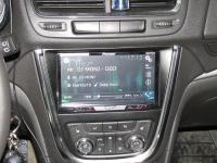 Фотография установки магнитолы Pioneer AVH-X5700BT в Opel Mokka