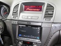 Фотография установки магнитолы Pioneer AVH-X8700BT в Opel Insignia