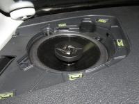 Установка акустики JBL CS752 в Peugeot 301