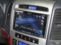 Фотография установки магнитолы Pioneer AVH-X8700BT в Hyundai Santa Fe (II)