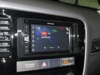 Фотография установки магнитолы Pioneer MVH-AV170 в Mitsubishi Outlander III