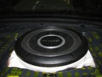 Установка сабвуфера Pioneer TS-SW2501S4 в Audi A4 (B8)