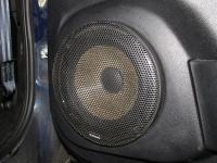 Установка акустики Focal Performance PS 165 F в UAZ Patriot