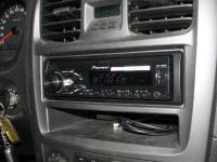 Фотография установки магнитолы Pioneer MVH-180UBG в Hyundai Sonata