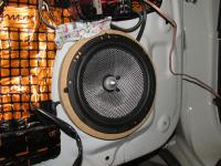 Установка акустики Focal Access 165 AS в Mitsubishi Pajero IV