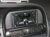 Фотография установки магнитолы JVC KW-R910BTE в Chevrolet Rezzo