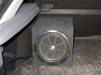 Установка сабвуфера Kicker C10 box в Volkswagen Polo V