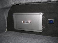 Установка усилителя Hertz HCP 4 в Toyota Camry V55