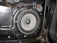 Установка акустики Focal Integration ISS 200 в Volkswagen Touareg