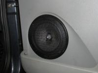 Установка акустики Focal Access 165 AS в Renault Logan