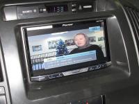 Установка MyDean DTV-1519 в Toyota Land Cruiser 200