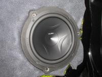 Установка акустики Hertz ESK 165.5 в Nissan Qashqai (J11)