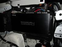 Установка усилителя Audio System R 105.4 в Toyota Land Cruiser 200