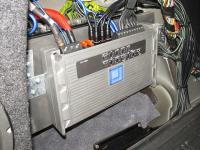 Установка усилителя Alpine PDR-V75 в Land Rover Range Rover Sport