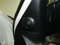 Установка акустики Hertz MP 25.3 Pro в Toyota Sequoia