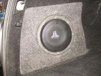 Установка сабвуфера JL Audio 10W0v3-4 в Mercedes ML (W164)