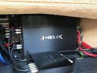 Установка усилителя Helix D FOUR в Bentley Azure