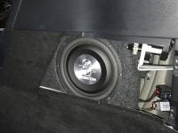 Установка сабвуфера Ground Zero GZTW 10F в Mercedes V class (W447)