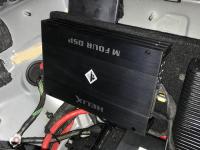 Установка усилителя Helix M FOUR DSP в Audi A7