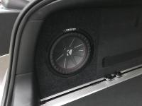 Установка сабвуфера Kicker 43CWR104 в BMW X6 (F16)