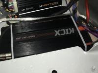 Установка усилителя Kicx Angry Ant 1.1000 в BMW 5 (G30)