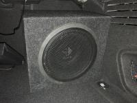 Установка сабвуфера Helix K 12W box в Audi A4 (B9)