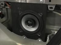 Установка акустики Morel Maximo Ultra Coax 502 MkII в Suzuki Jimny IV