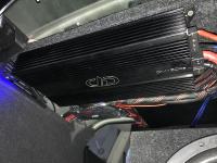 Установка усилителя DD Audio DM1500a в Audi A5