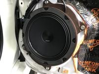 Установка акустики Audison Prima AP 8 в Toyota Land Cruiser 150