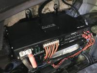 Установка усилителя Audio System M-90.4 в Audi A6 (C6)