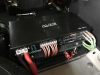 Установка усилителя Audio System M-90.4 в Geely Atlas