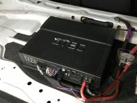 Установка усилителя Steg SDSP 6 в Mercedes E class (W213)