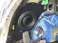 Установка сабвуфера Hertz MPS 250 S2 в Hyundai Santa Fe (IV)