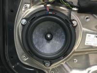 Установка акустики Focal Slatefiber PS 165 SF в Mercedes C class (W204)