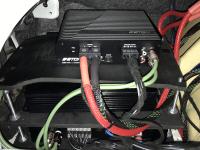 Установка усилителя Helix P SIX DSP ULTIMATE в Audi A6 (C7)