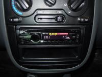 Фотография установки магнитолы Sony CDX-GT457UE в Chevrolet Lanos
