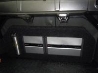 Установка усилителя Boston Acoustics GTA602 в Toyota Corolla X
