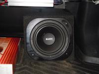 Установка сабвуфера Boston Acoustics G212-4 в Subaru Impreza