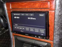 Фотография установки магнитолы Sony XAV-E722 в Acura TL