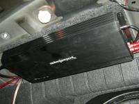 Установка усилителя Rockford Fosgate R500-1 в Nissan Teana (J32)