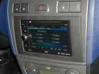 Фотография установки магнитолы JVC KW-AV60BTEE в Ford Fiesta