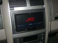 Фотография установки магнитолы JVC KW-AV70EE в Dodge Durango