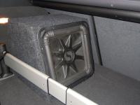 Установка сабвуфера Kicker S12L5 box в Audi A4 (B8)
