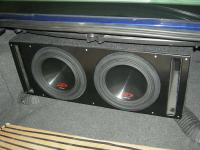 Установка сабвуфера Alpine SWR-10D4 x 2 vented box в Jaguar X-Tape
