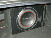 Установка сабвуфера Pioneer TS-W304R vented box в Ford Mondeo 3 (Mk III)